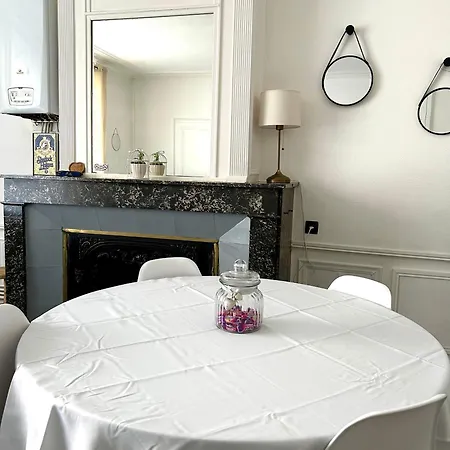 Larcadian Apartment *
